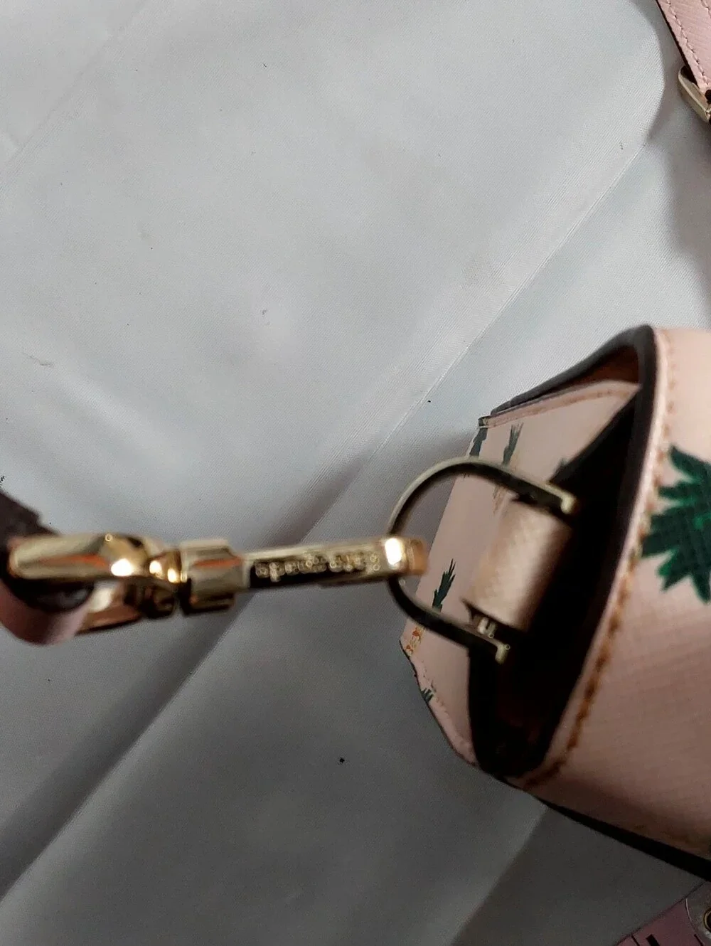 Kate Spade New York Staci Square Pineapple Printed  Bag